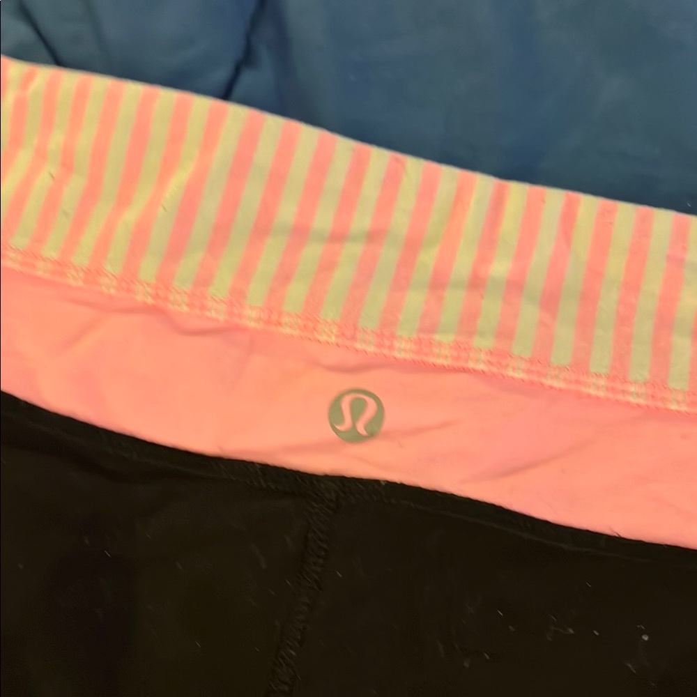 Womens Black and Pink Bottoms - Picture 4 of 4